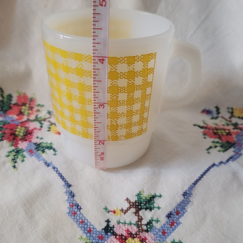 4/$26 Vintage Yellow Gingham Mug - Picture 7 of 7